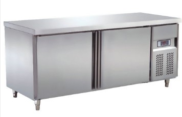 “有容乃大”【工作台冰箱】?选购较大型